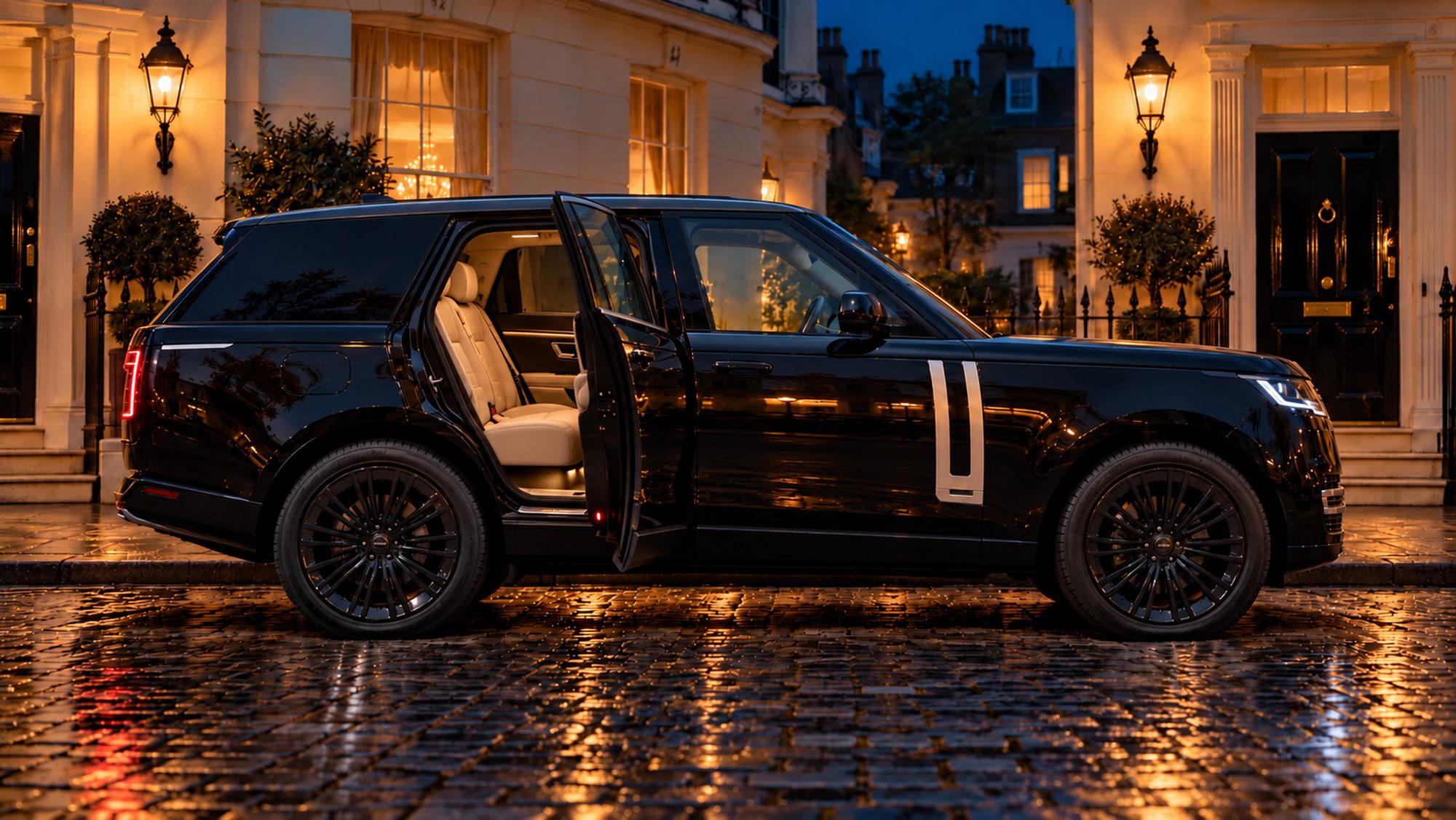 Range Rover Autobiography, rear door open